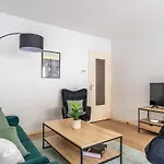 Apartment La Bretonnerie - Parking Privatif, 2 Chambres, Calme