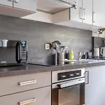 Apartment La Bretonnerie - Parking Privatif, 2 Chambres, Calme Tours
