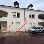 La Bretonnerie - Parking Privatif, 2 Chambres, Calme Appartement *