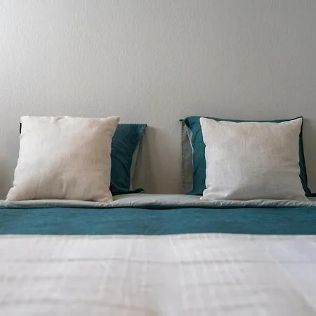 Apartment La Bretonnerie Private Parking, 2 Bedrooms, 4 People