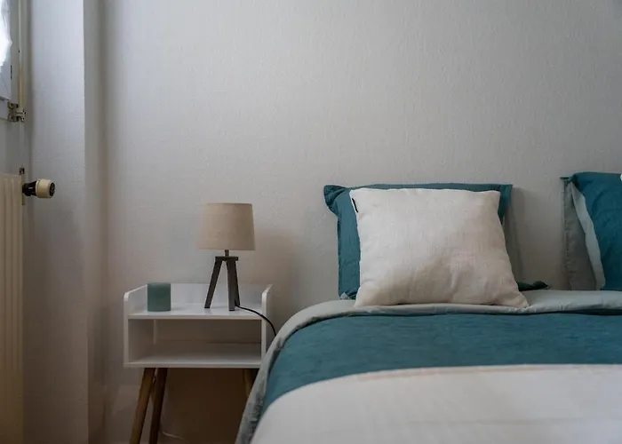 Appartement La Bretonnerie - Parking Privatif, 2 Chambres, Calme